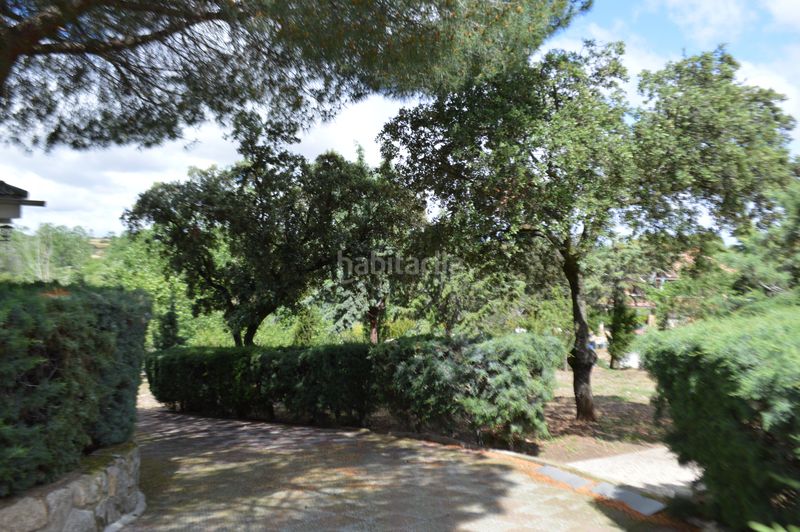Foto ddd22ed4-67c2-4731-b3df-9980d7d9b7e9. Xalet amb xemeneia calefacció aparcament piscina a Batres