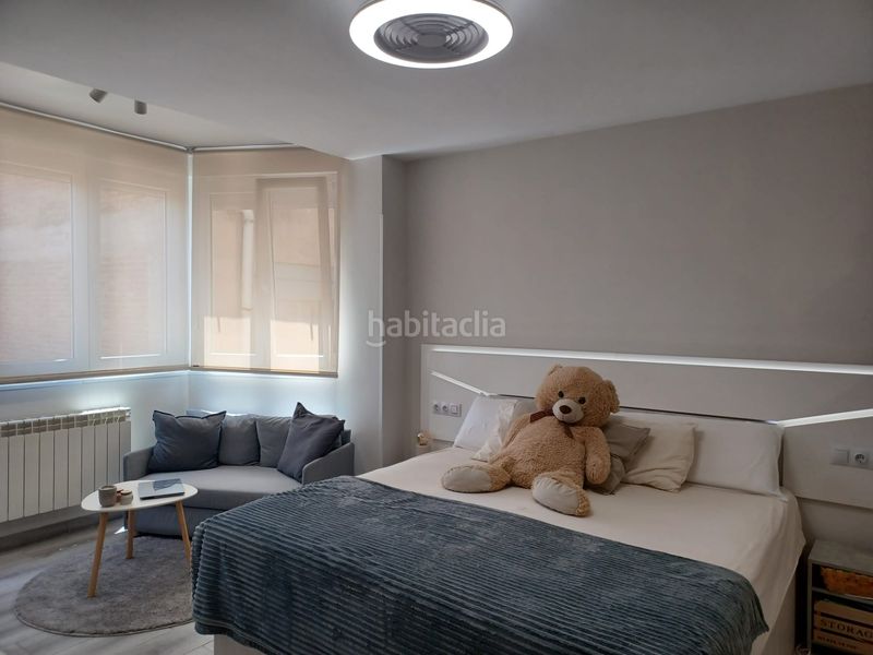 Foto deda99e7-b9ba-4321-8aaa-5fec88a0660c. Pis amb calefacció aparcament a Adelfas Madrid