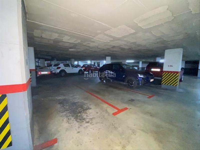 Foto b9519cb0-421a-4955-9596-bc6678a3d120. Posto auto in Centre Sabadell