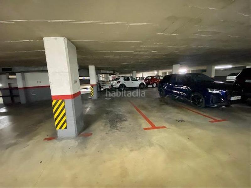 Foto c9ac51ae-8ad3-4289-b302-b205f9a767b5. Posto auto in Centre Sabadell