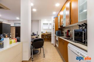 Flat in Centre. Piso en planta baja para entrar a vivir en zona mercado central