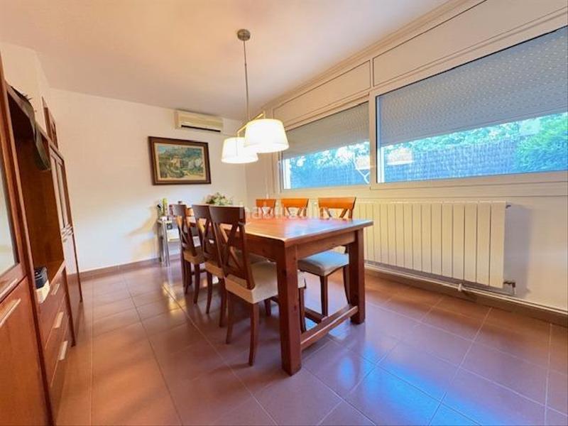 Foto bdfba235-22f4-4624-b42c-651f3e242288. Chalet con riscaldamento parcheggio in Santa Maria Vilanova i la Geltrú