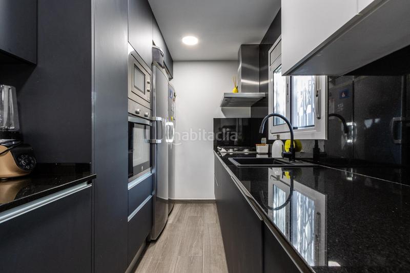 Foto c1bde0bd-b83b-4673-88d7-43dea71a22f9. Casa con riscaldamento parcheggio in Can Puiggener Sabadell