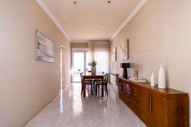 Foto ac4a0e52-0909-4a05-b259-595403c0eefd. Casa adossada amb aparcament a Creu Alta Sabadell