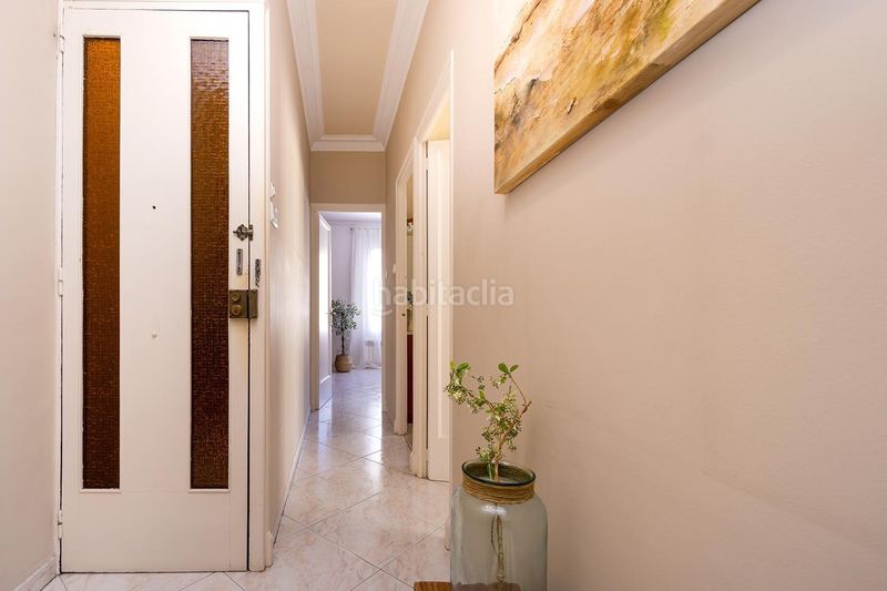 Foto bfd9c5f4-4376-4816-8138-2407fc1826df. Casa adossada amb aparcament a Creu Alta Sabadell