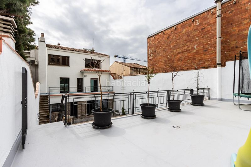 Foto 32748e32-4695-4c14-a392-5c0db82a61c6. Casa amb aparcament piscina a Eixample Sabadell