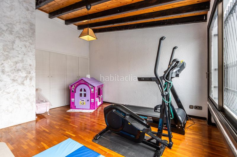 Foto 7eb38c3e-e189-40d8-b88c-a38cd1ff81fa. Casa amb aparcament piscina a Eixample Sabadell