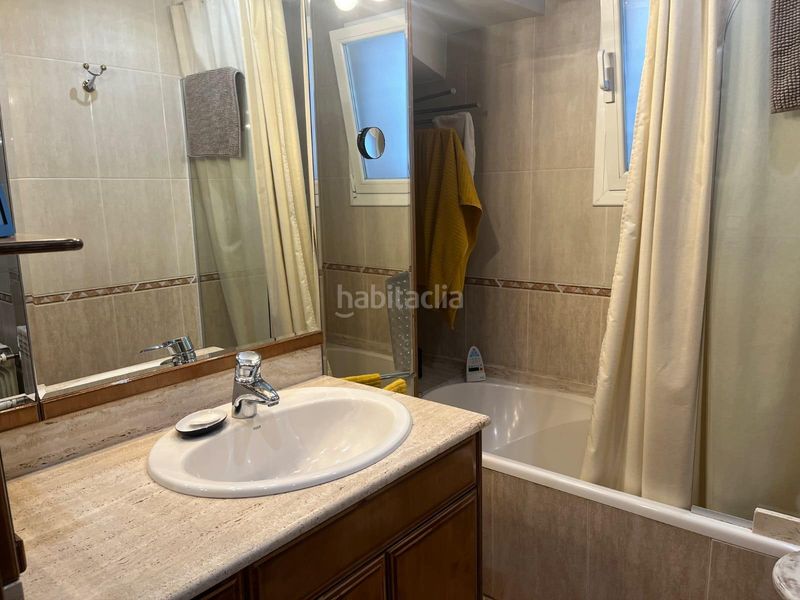 Foto 5368152d-452d-4fc9-9255-05ef8f4b331b. Casa aparellada amb calefacció aparcament a Concòrdia Sabadell