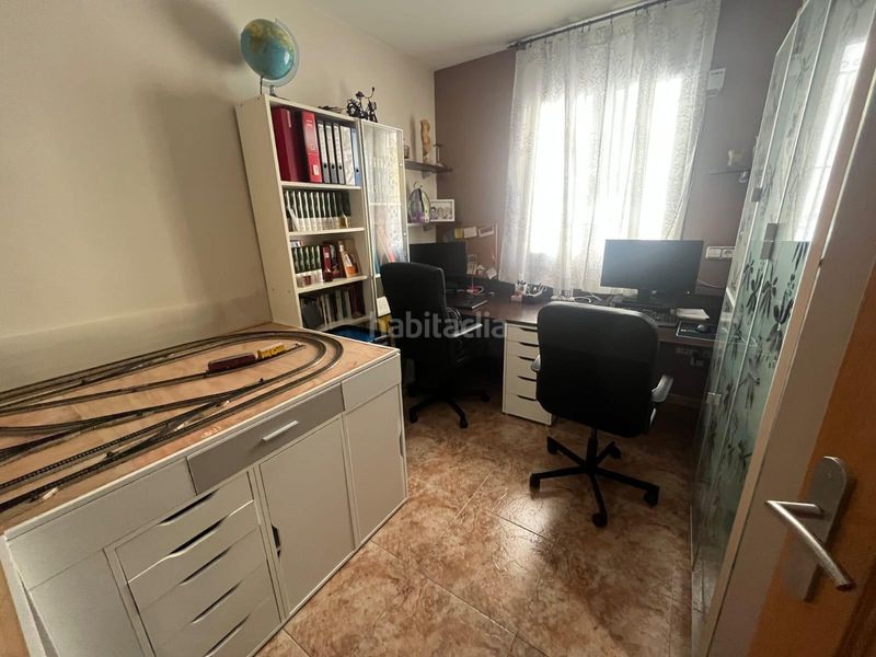 Foto 5dad3b3f-7c5e-48df-b856-77370b168162. Casa aparellada amb calefacció aparcament a Concòrdia Sabadell