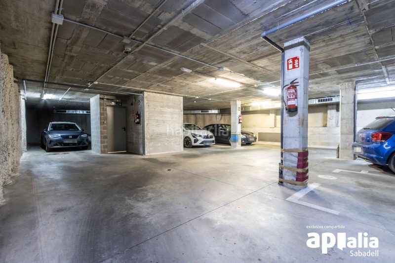 Foto 95f8b4e1-adfa-4682-8393-7bf50bd4a472. Penthouse with heating parking in Covadonga Sabadell