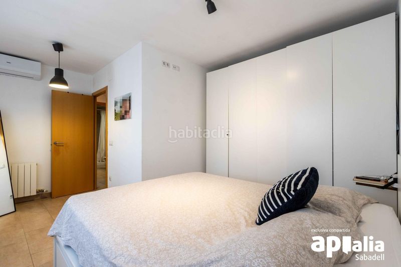 Foto e1672632-64bc-4d40-bf01-216e24ef1ae3. Penthouse with heating parking in Covadonga Sabadell