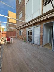 Lloguer Planta baixa  Calle trece rosas. Oportunidad única! bajo con enorme patio en parla