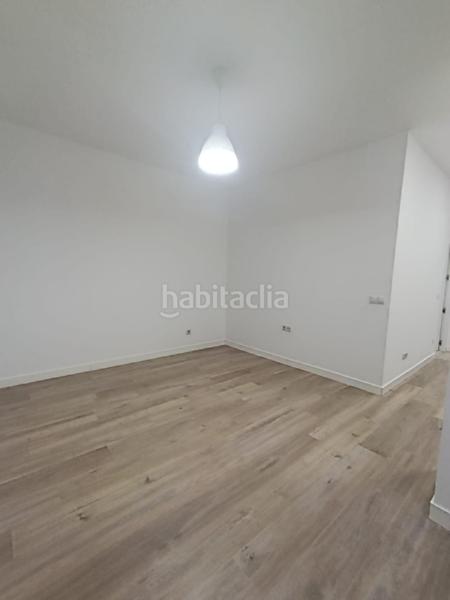Foto 3277b6fc-1c77-4ee4-a93e-f74b1200a248. Location appartement avec chauffage dans Almendrales Madrid
