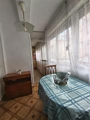 Rent Flat  Calle villasandino. Estupenda vivienda de tres dormitorios