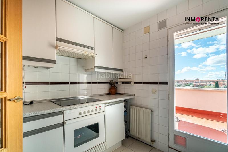 Foto ca70d4e9-7f65-41bd-8c93-69c572ac2042. Ático atico con dos terrazas espectaculares en Apóstol Santiago Madrid