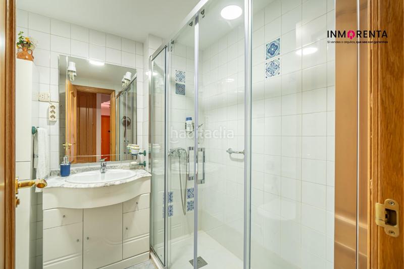 Foto fc2f006f-c25b-47f4-ad1b-fe7224b1c520. Ático atico con dos terrazas espectaculares en Apóstol Santiago Madrid