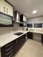 Miete Etagenwohnung  Calle unicornio. Inmorenta alquila piso de 4 habitaciones en móstoles