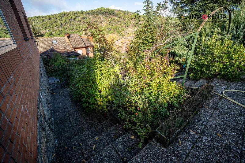 Foto d5e9a6fa-f60b-41cb-8be0-ece1f3ccee02. Chalet en Cadalso de los Vidrios