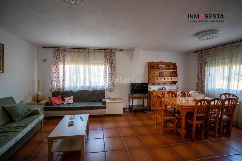 Foto e6a50a6c-b7a8-4823-bdbb-94b4afc8b125. Chalet en Cadalso de los Vidrios