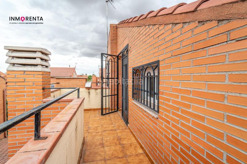 Foto 5b3421cc-4285-4970-a4ae-e7fdd9298ead. Casa adossada amb calefacció aparcament a Chozas de Canales