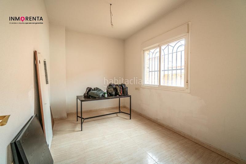 Foto 91416abe-c3ab-4a18-bdab-80d7336869b1. Casa adossada amb calefacció aparcament a Chozas de Canales