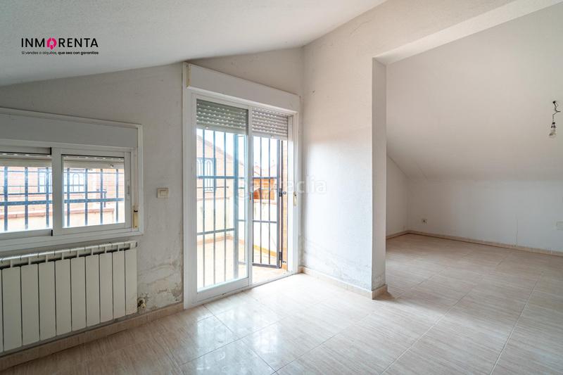 Foto 9db1e757-2ea3-4701-a4b5-3d0a33e133b8. Casa adossada amb calefacció aparcament a Chozas de Canales