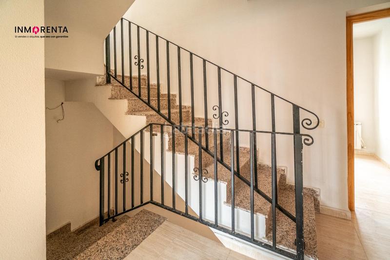 Foto c4643da5-f9a3-4d56-90ef-8f2856c931f1. Casa adossada amb calefacció aparcament a Chozas de Canales