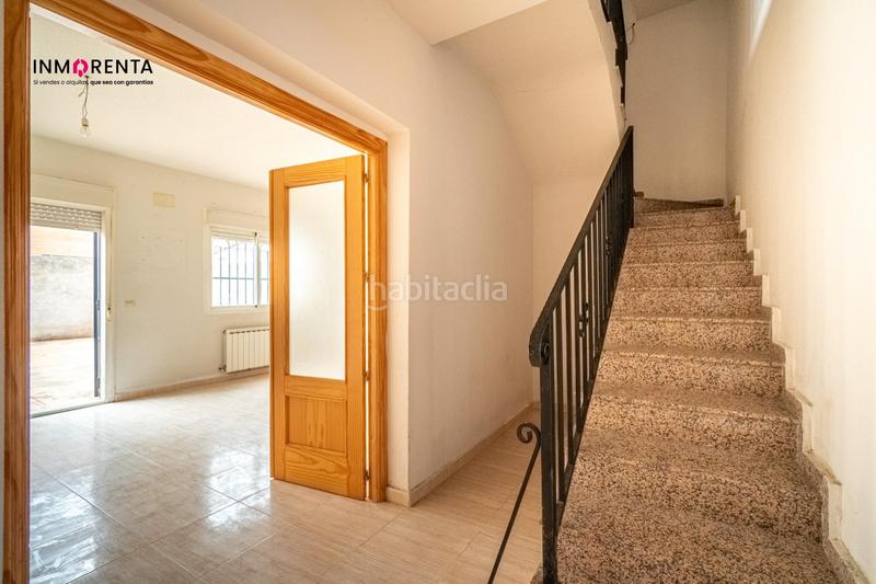 Foto edeb39a2-ebc0-4a9a-83cd-cc877bb72616. Casa adossada amb calefacció aparcament a Chozas de Canales