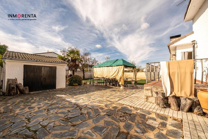 Foto 4e3070f0-d57b-42d4-b952-71653ed7426f. Maison avec chauffage parking piscine dans Calalberche