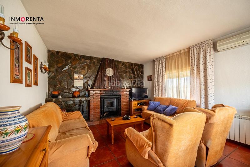 Foto b44ea957-edf4-4c08-b352-8486b2b1bfc8. Maison avec chauffage parking piscine dans Calalberche