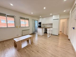 Flat in Calle CARDEÑOSA