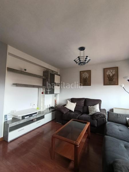 Foto 825ad0f5-cc59-437d-8559-8a9ca41de63d. Rent flat with heating in Entrevías Madrid