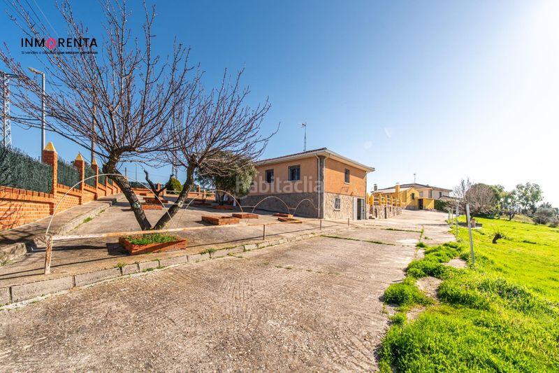 Foto c5d05856-1aef-41a5-a0b6-418e52c28f1b. Xalet amb calefacció aparcament piscina a Méntrida