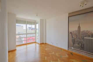 Affitto Piccolo appartamento  Calle calle alcalá. Estupendo apartamento con piscina en san blas