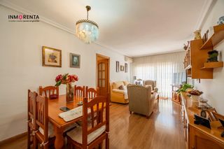 Pis  Calle reina victoria