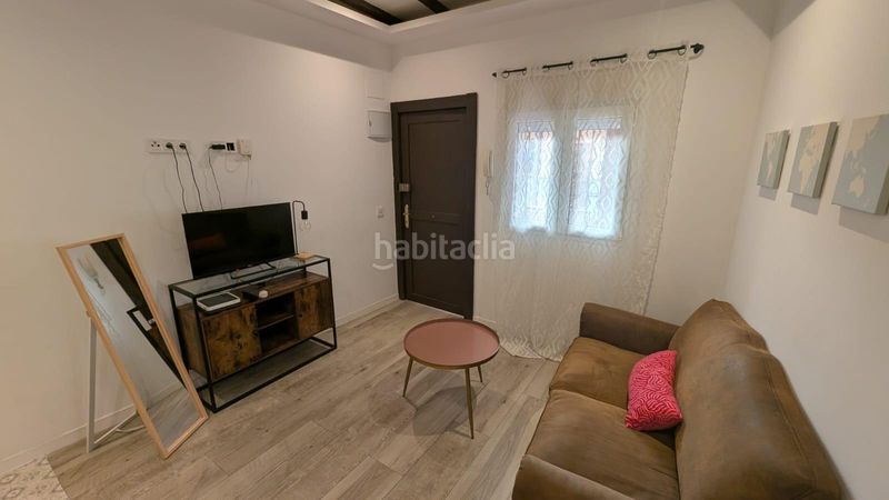 Foto 5bf3d2f7-f8db-4eef-8be0-ba1a31e3cfef. Lloguer dúplex a Acacias Madrid