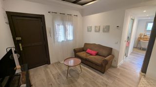 Miete Zweistöckige Wohnung  Calle labrador. Acogedor apartamento dúplex reformado en embajadores.