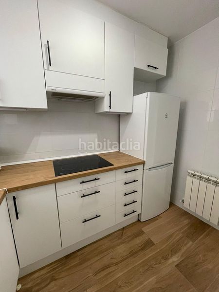 Foto d18f03b4-78c7-41fd-8798-bb887278a6ba. Lloguer pis amb calefacció a Casco Antiguo Torrelodones