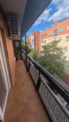 Flat in Calle MARTINEZ DE LA RIVA