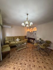 Location Appartement  Calle sor maria de agreda. Estupendo piso de dos dormitorios con terraza en quintana.