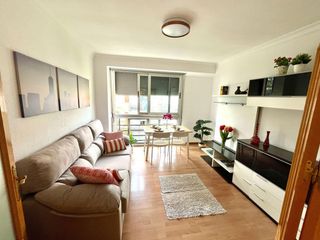 Miete Etagenwohnung  Calle valdemarin. Luminoso piso de 3 dormitorios totalmente amueblado en aranjuez