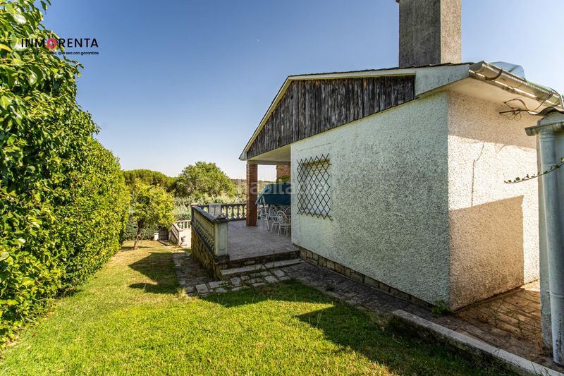 Foto ce08726f-9299-43c8-94b8-f3569cfefe2b. Xalet amb aparcament a Villa del Prado