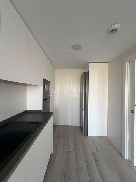 Foto d433a858-2559-45df-8902-38c48afd65a4. Rent flat with heating parking pool in Valdebebas - Valdefuentes Madrid