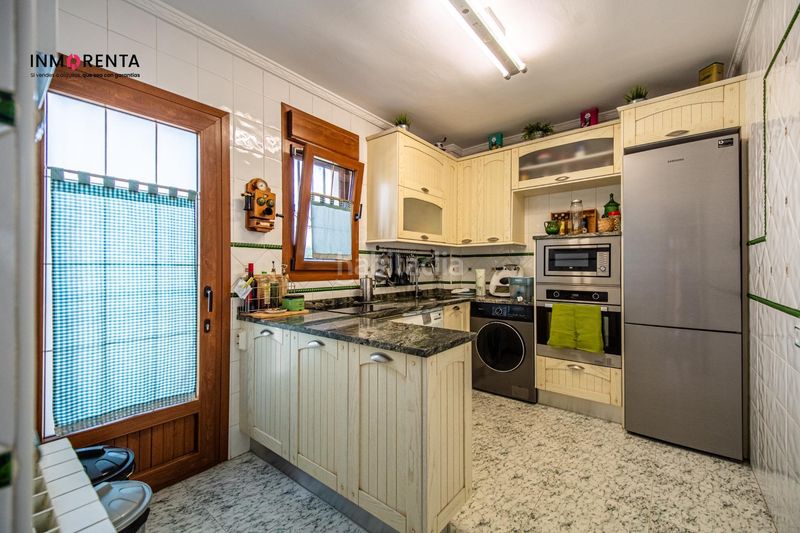 Foto c0cabf95-97be-4026-9c07-45718143c792. Chalet with heating parking pool in Villamanta