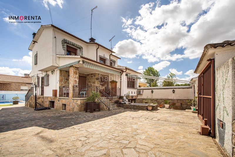 Foto dcdf72d9-872d-45d7-9903-14a6589d4fb6. Chalet with heating parking pool in Villamanta