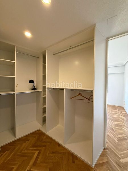 Foto 6c1f15c4-a71f-4f01-8c27-4d4e16fbad00. Rent flat with heating in Palacio Madrid