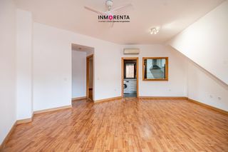 Flat  Arroillo. Inmorenta vende en exclusiva piso con patio privado, garaje y tr