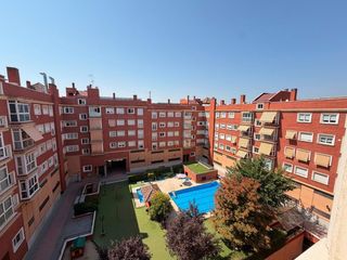 Lloguer Àtic  Calle cerro minguete. Ático exclusivo con vistas al pardo con 4 habitaciones.