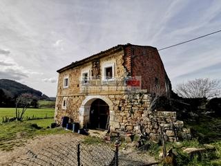 Casa a Bárcena de Cicero. Casa la torre gama