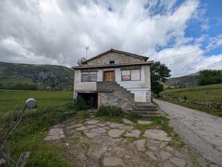 Casa a Lavín - barrio lavín-brazo del conde - la gándara 27. Casona en la gandara para reformar